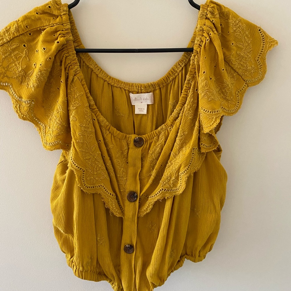 Altar’d State off-shoulder crop top